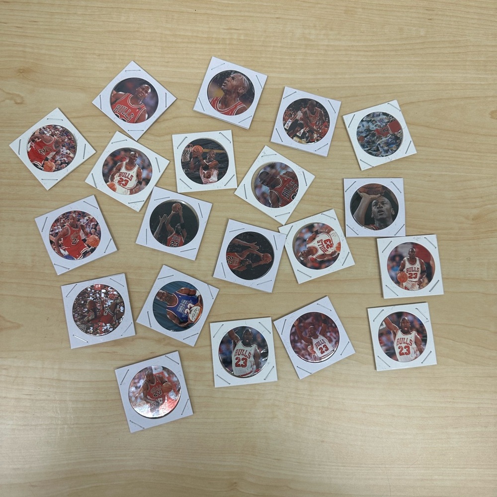 Lot of 20 1995 Upper Deck Michael Jordan Bulls Pogs Jersey #23 Lot #1214
B315
